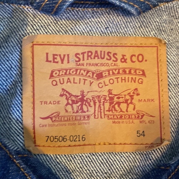 Vintage Levi’s Denim Trucker Jacket 70506-0216 - Picture 2 of 5